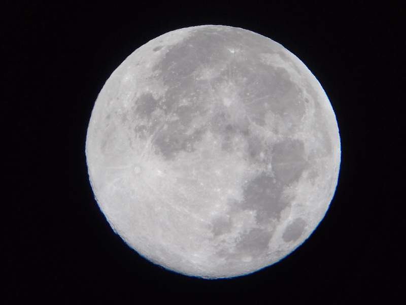 Lune depuis l'observatoire de Mamalluca